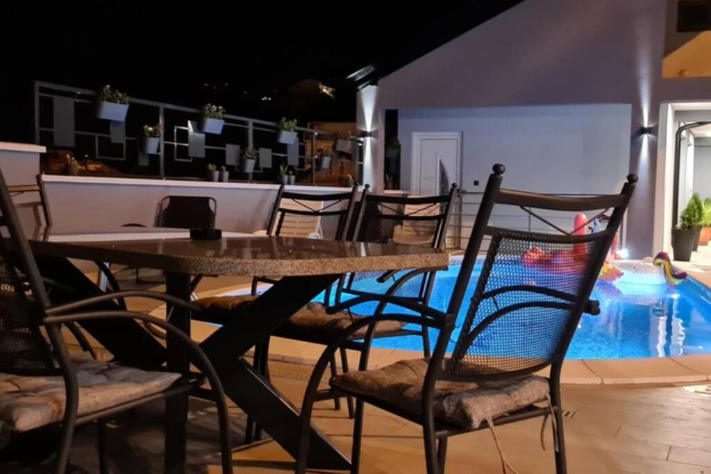 Villa Mostar - Resort Rozic Exterior photo